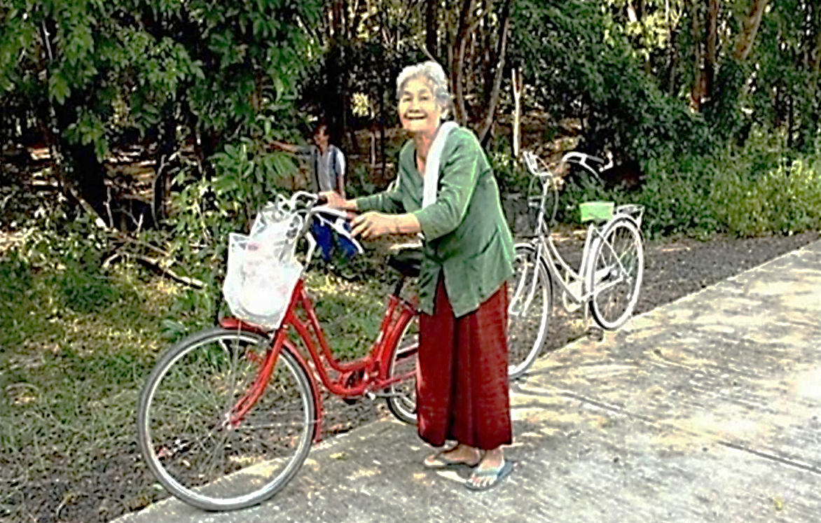 กรมอนามัยแนะผู้สูงอายุเดินหรือปั่นจักรยานเพื่อออกกำลังกายดูแลสุขภาพ