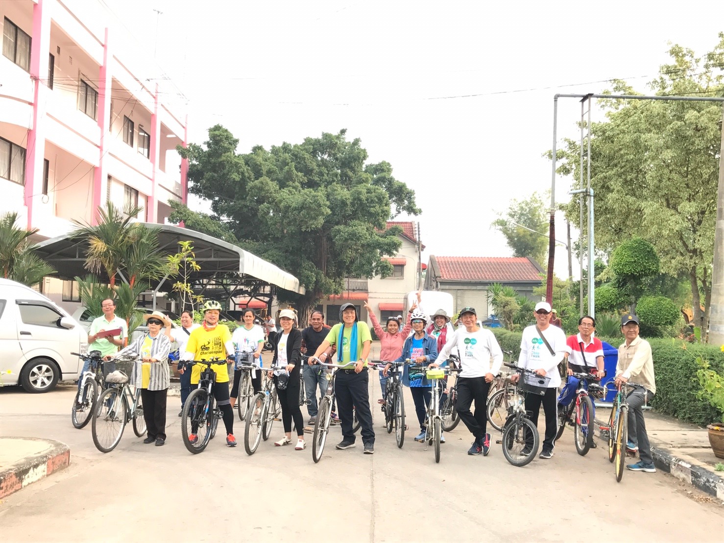 ประชุมเชิงปฏิบัติการกับชุมชนนอกเมืองและในเมือง เพื่อเตรียมความพร้อม กับคนในพื้นที่ร่วมทำเมือง-ชุมชนเดิน จักรยาน บางคล้า-งามดูพลี